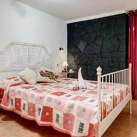 Playa Blanca Sleeps 8 Pool Air Con Wifi Playa Blanca (Lanzarote)